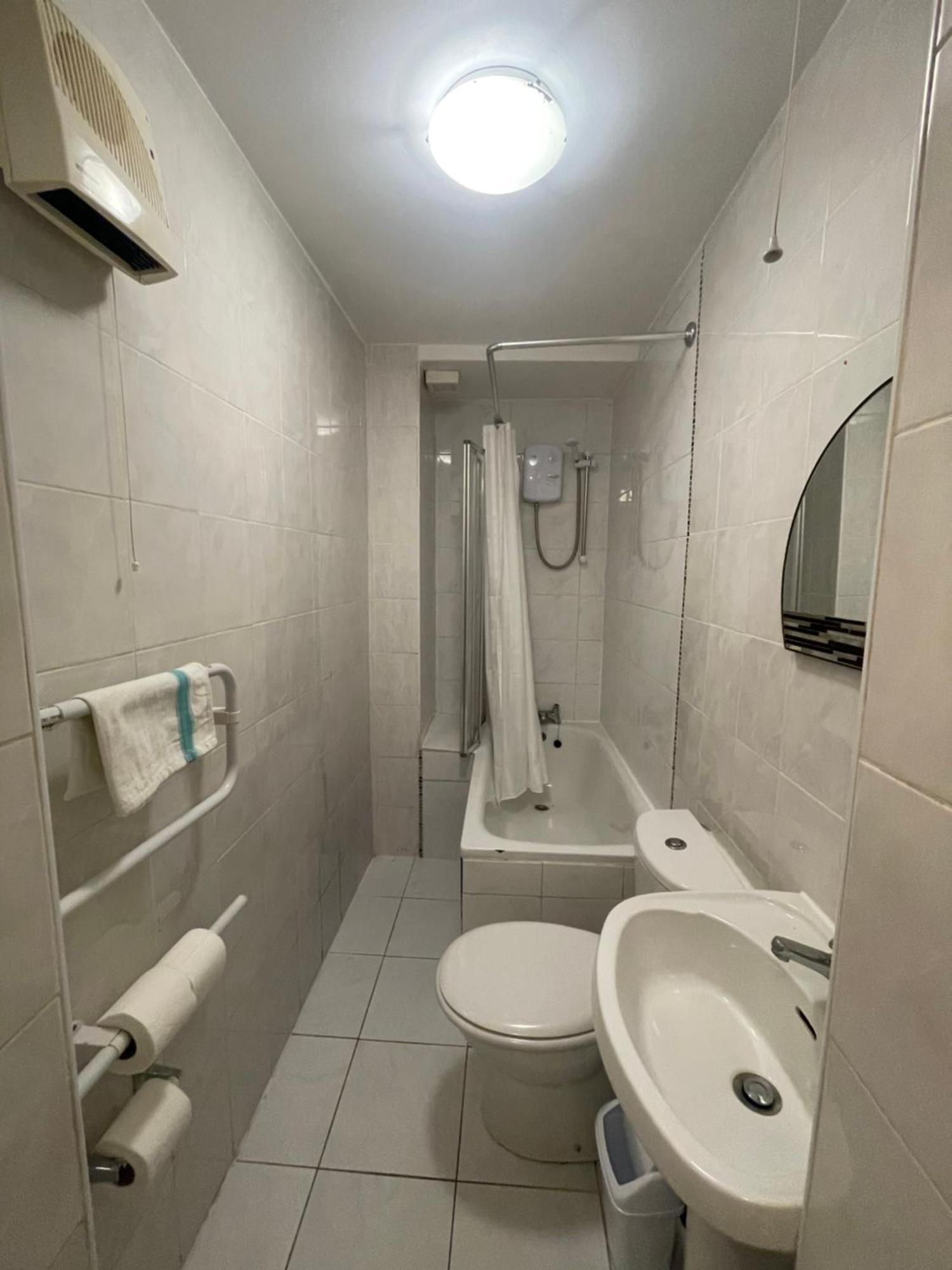 לונדון Chamberlayne Inn מראה חיצוני תמונה